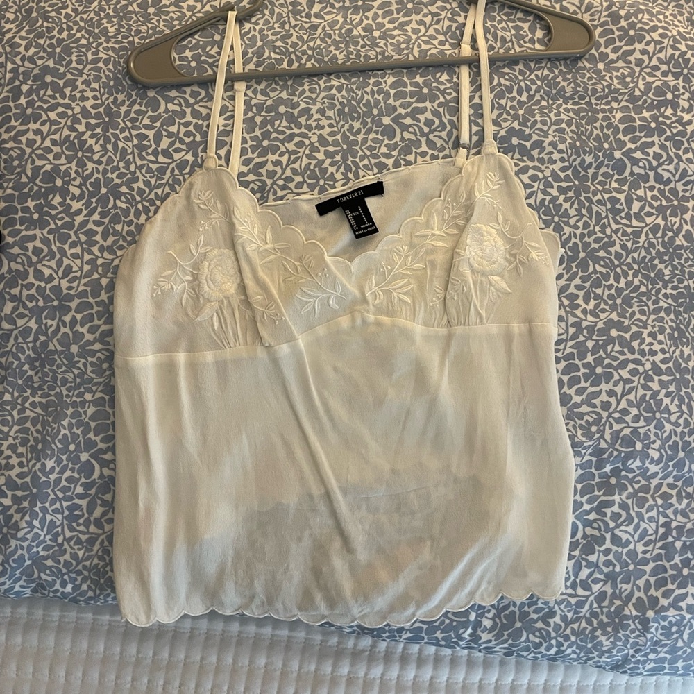 Forever 21 Scalloped top